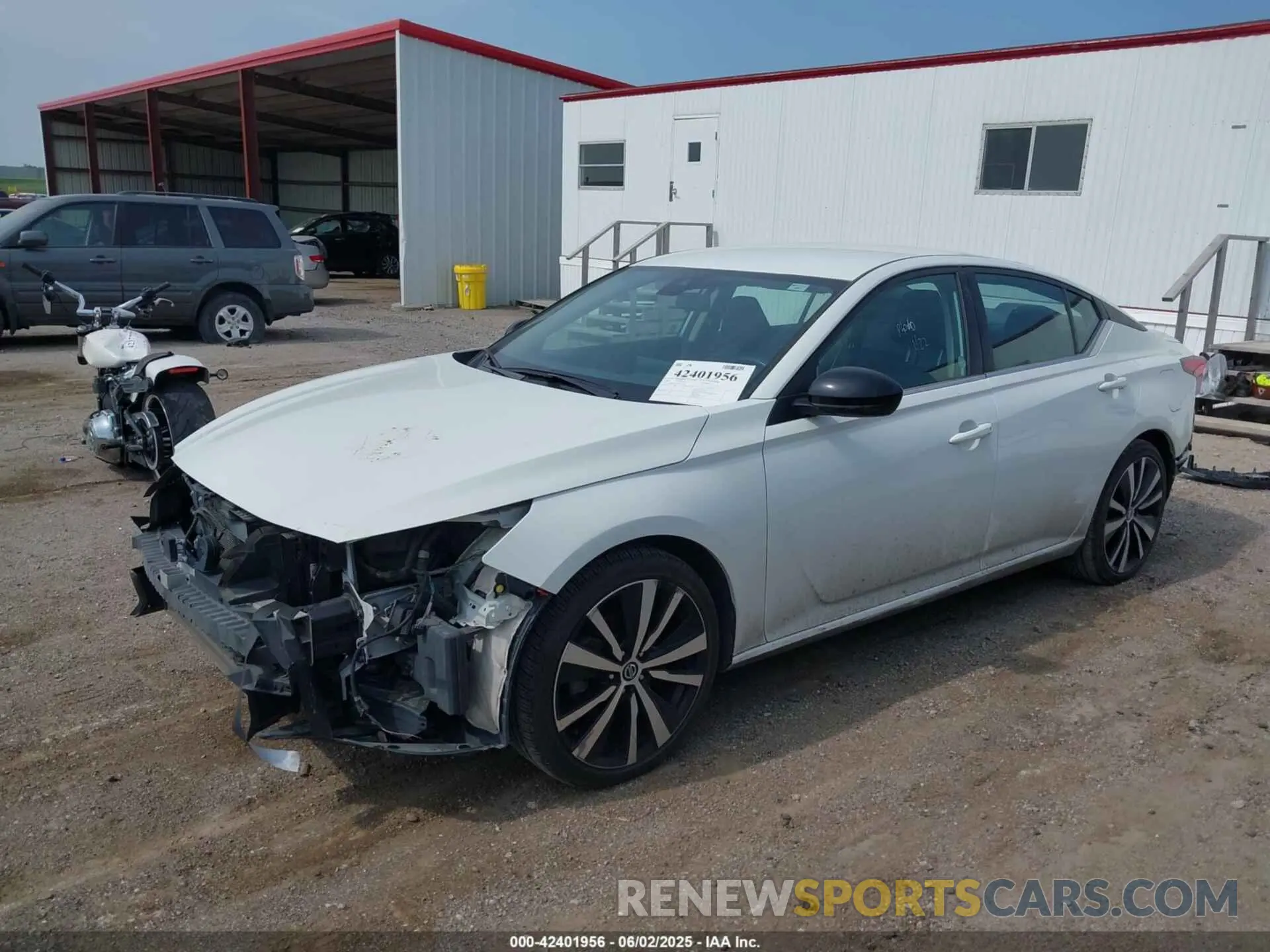 2 Photograph of a damaged car 1N4BL4CV6NN311611 NISSAN ALTIMA 2022