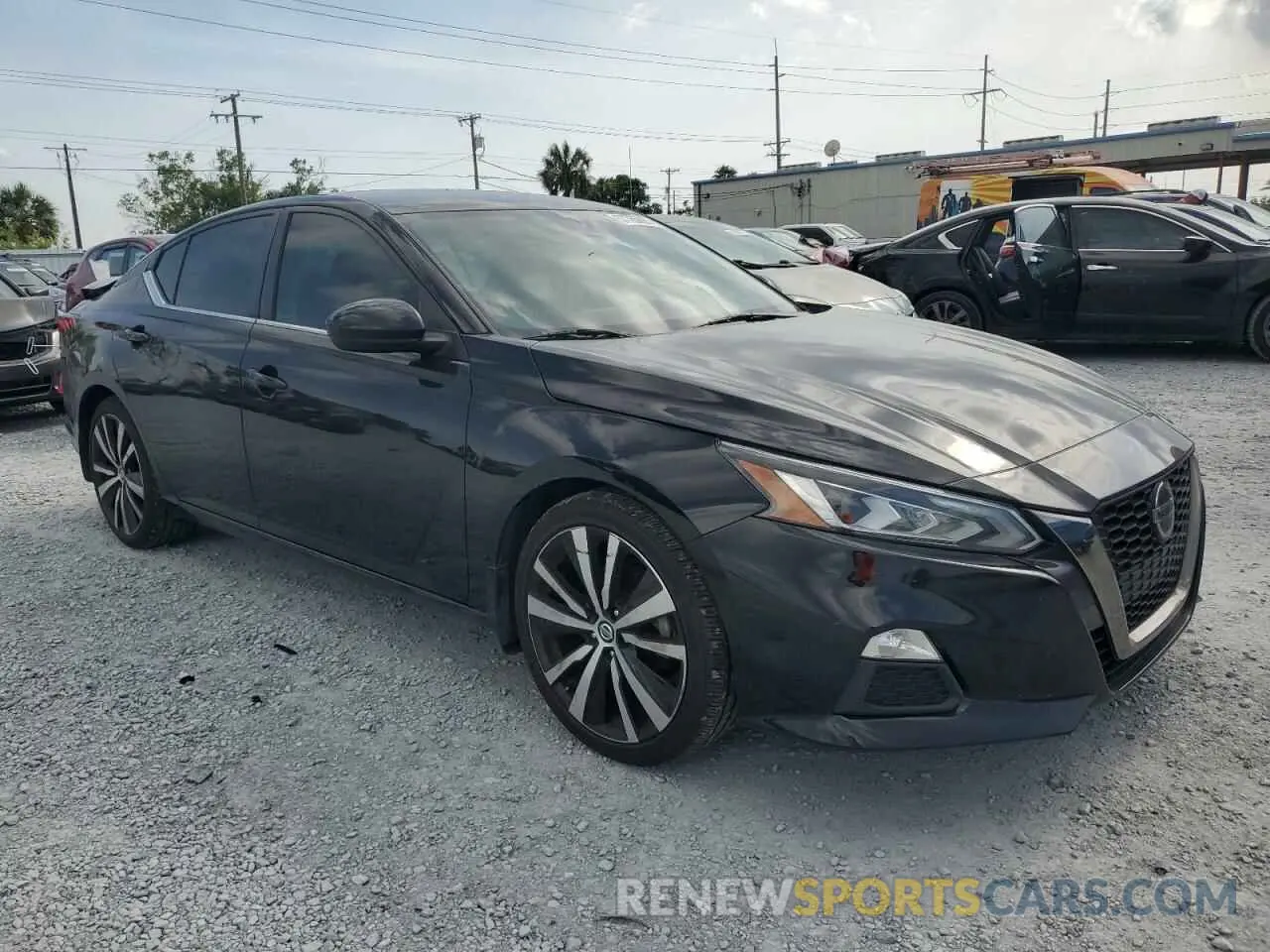 4 Photograph of a damaged car 1N4BL4CV6NN325573 NISSAN ALTIMA 2022