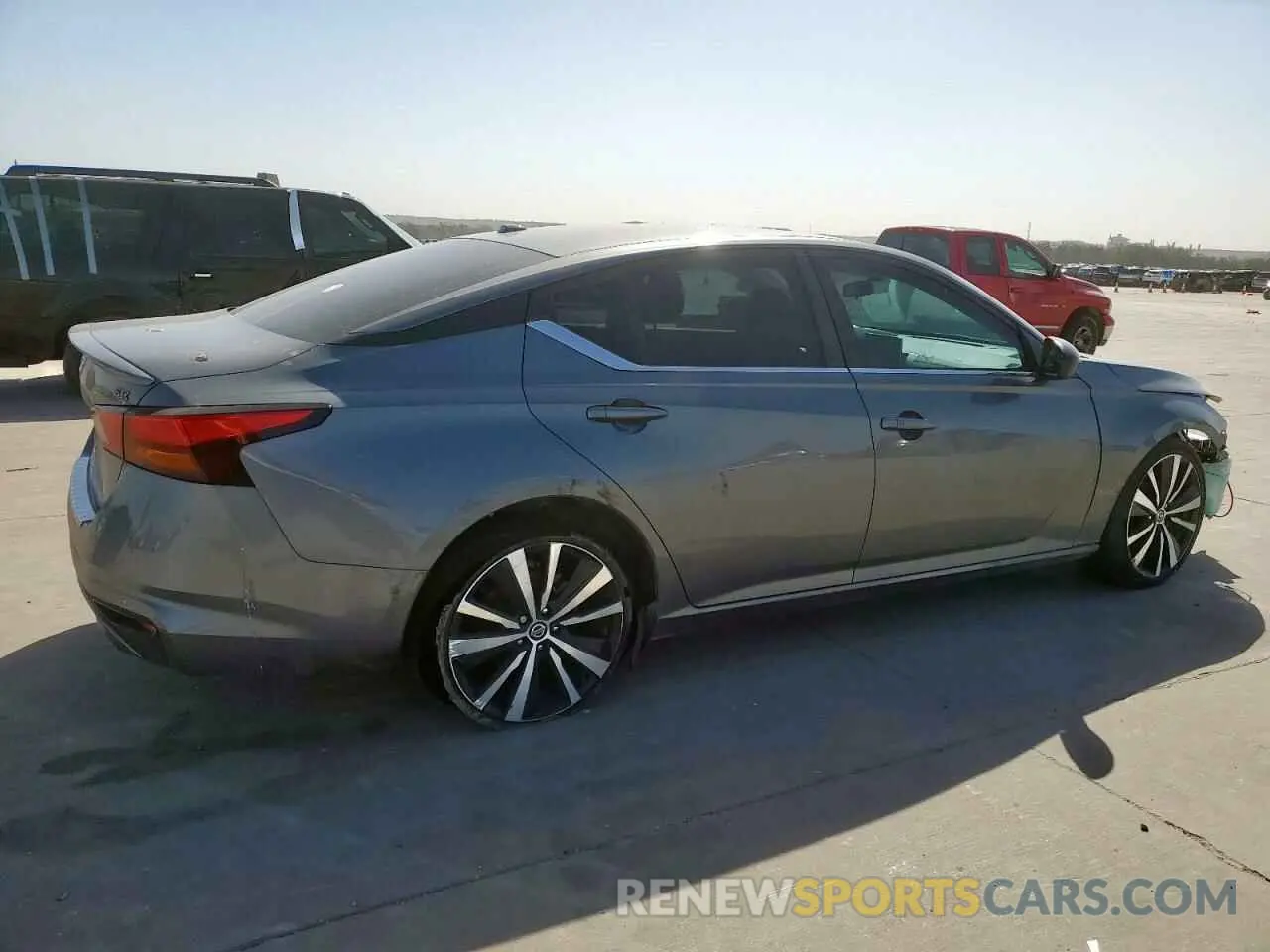 3 Photograph of a damaged car 1N4BL4CV6NN328215 NISSAN ALTIMA 2022