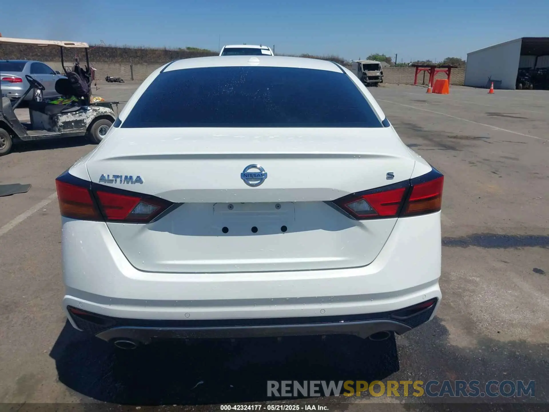 15 Photograph of a damaged car 1N4BL4CV6NN328568 NISSAN ALTIMA 2022