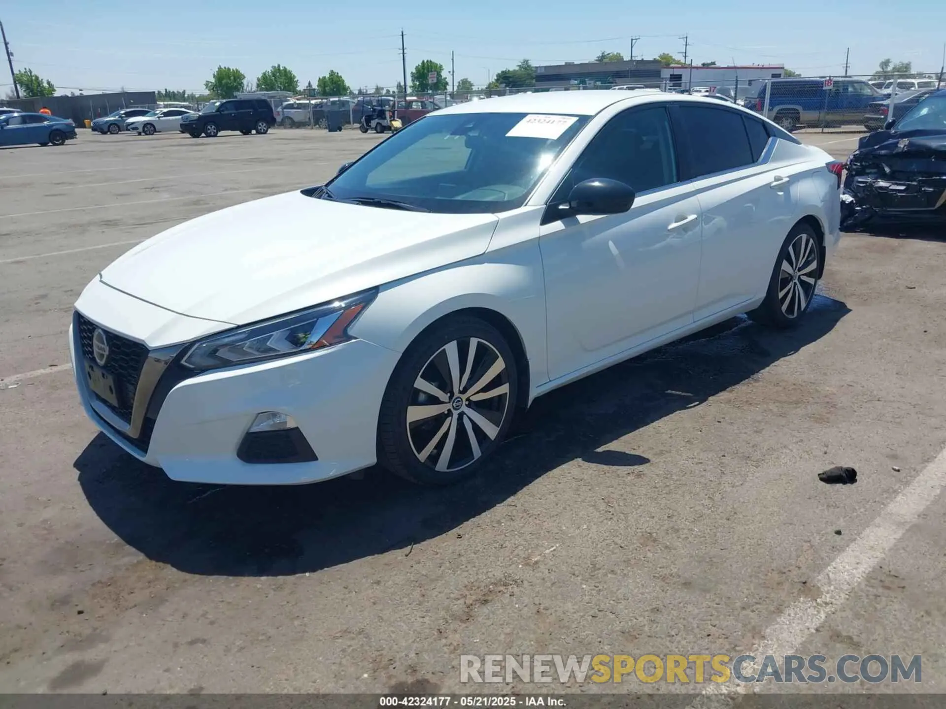 2 Photograph of a damaged car 1N4BL4CV6NN328568 NISSAN ALTIMA 2022