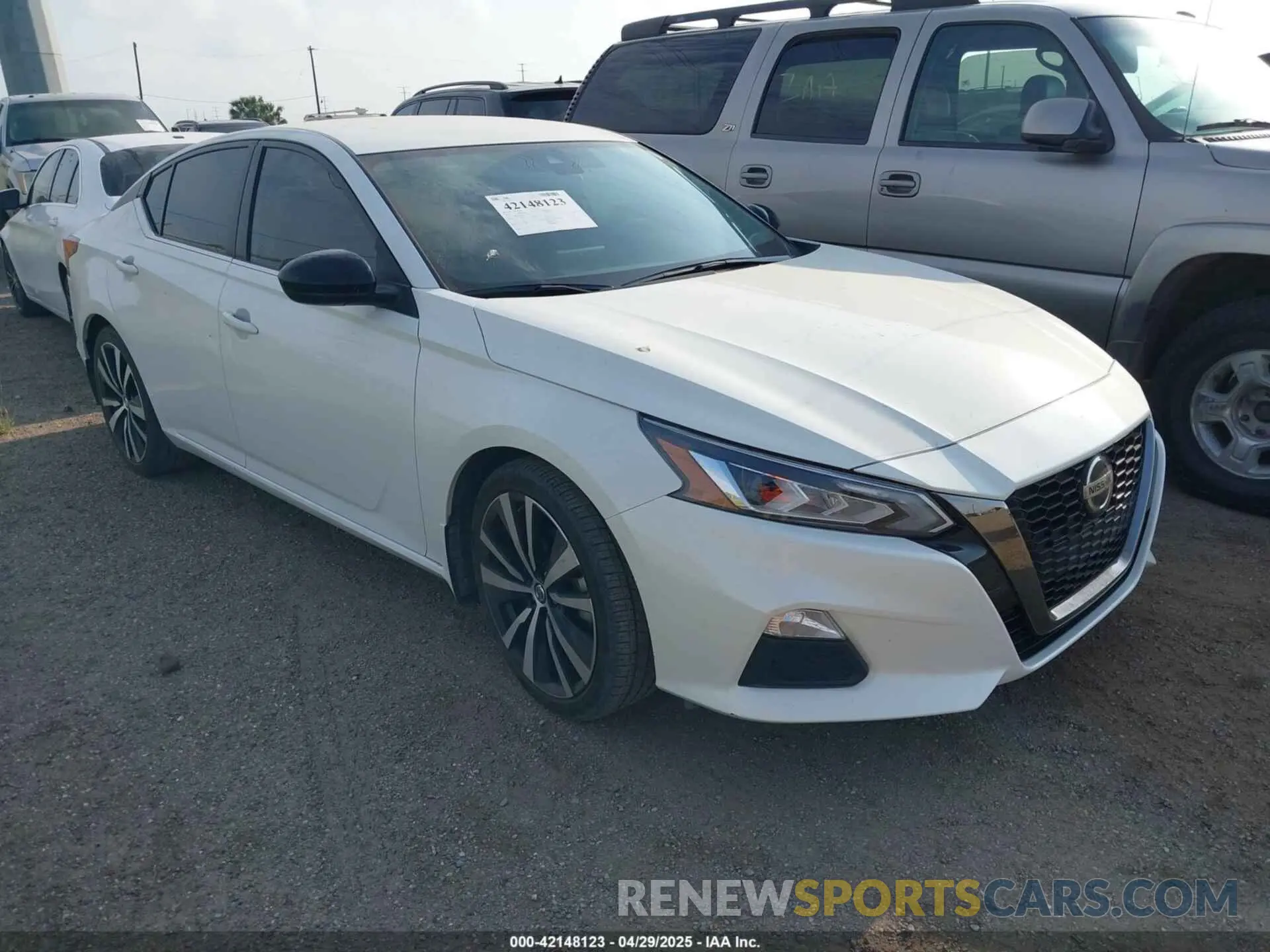 1 Photograph of a damaged car 1N4BL4CV6NN339487 NISSAN ALTIMA 2022