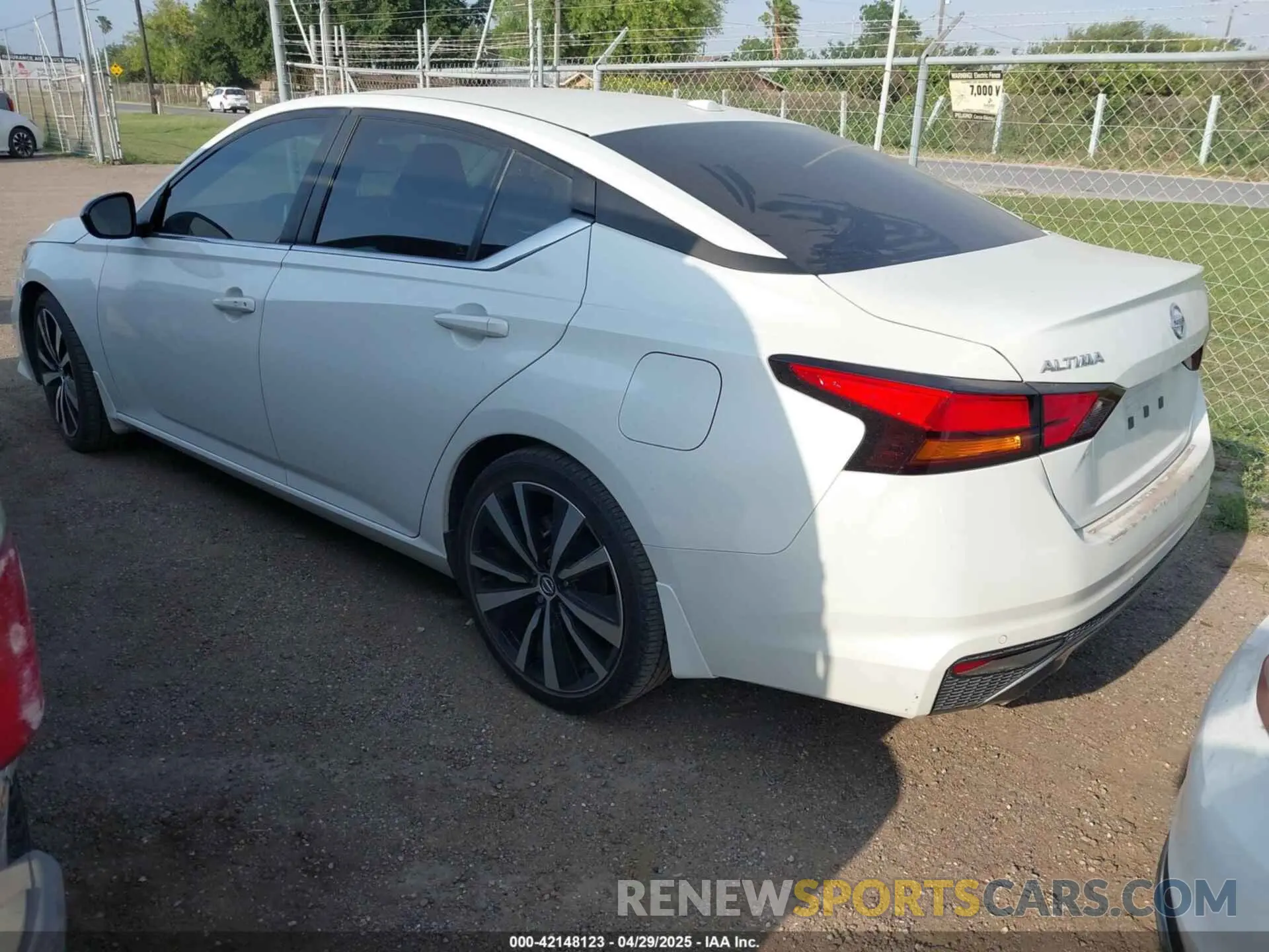 3 Photograph of a damaged car 1N4BL4CV6NN339487 NISSAN ALTIMA 2022