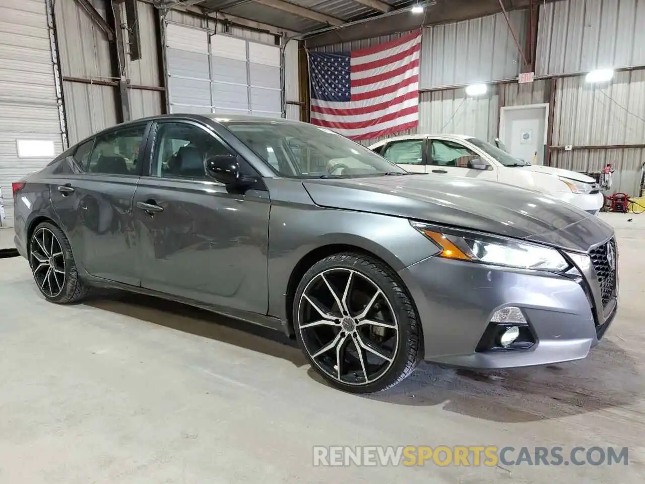 4 Photograph of a damaged car 1N4BL4CV6NN341787 NISSAN ALTIMA 2022