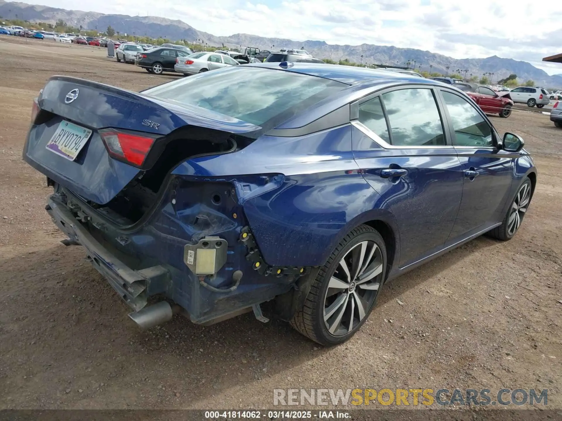 4 Photograph of a damaged car 1N4BL4CV6NN344835 NISSAN ALTIMA 2022