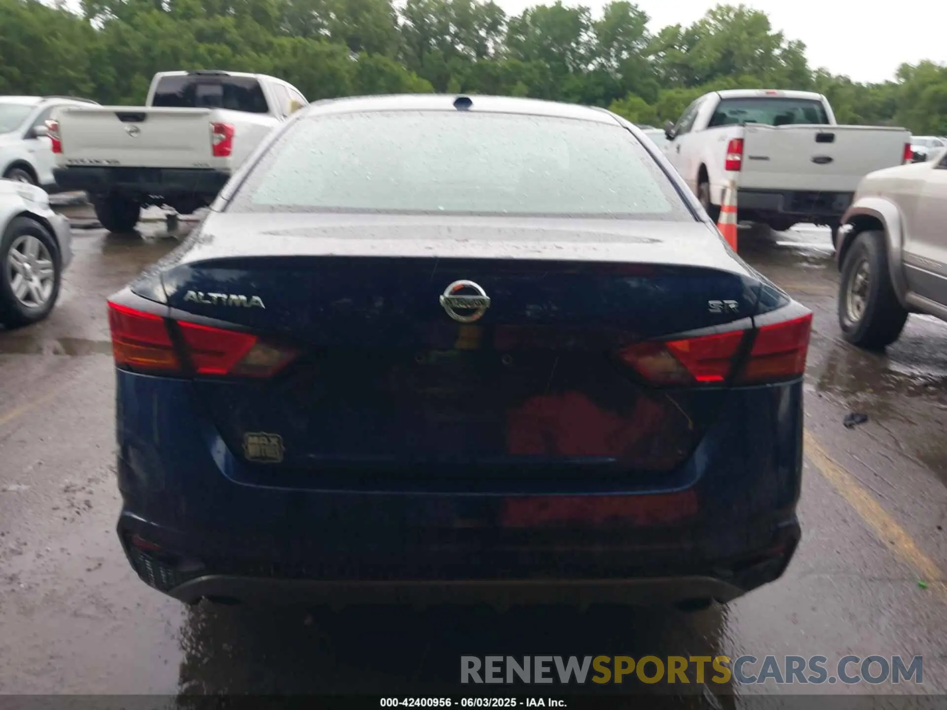 16 Photograph of a damaged car 1N4BL4CV6NN357147 NISSAN ALTIMA 2022