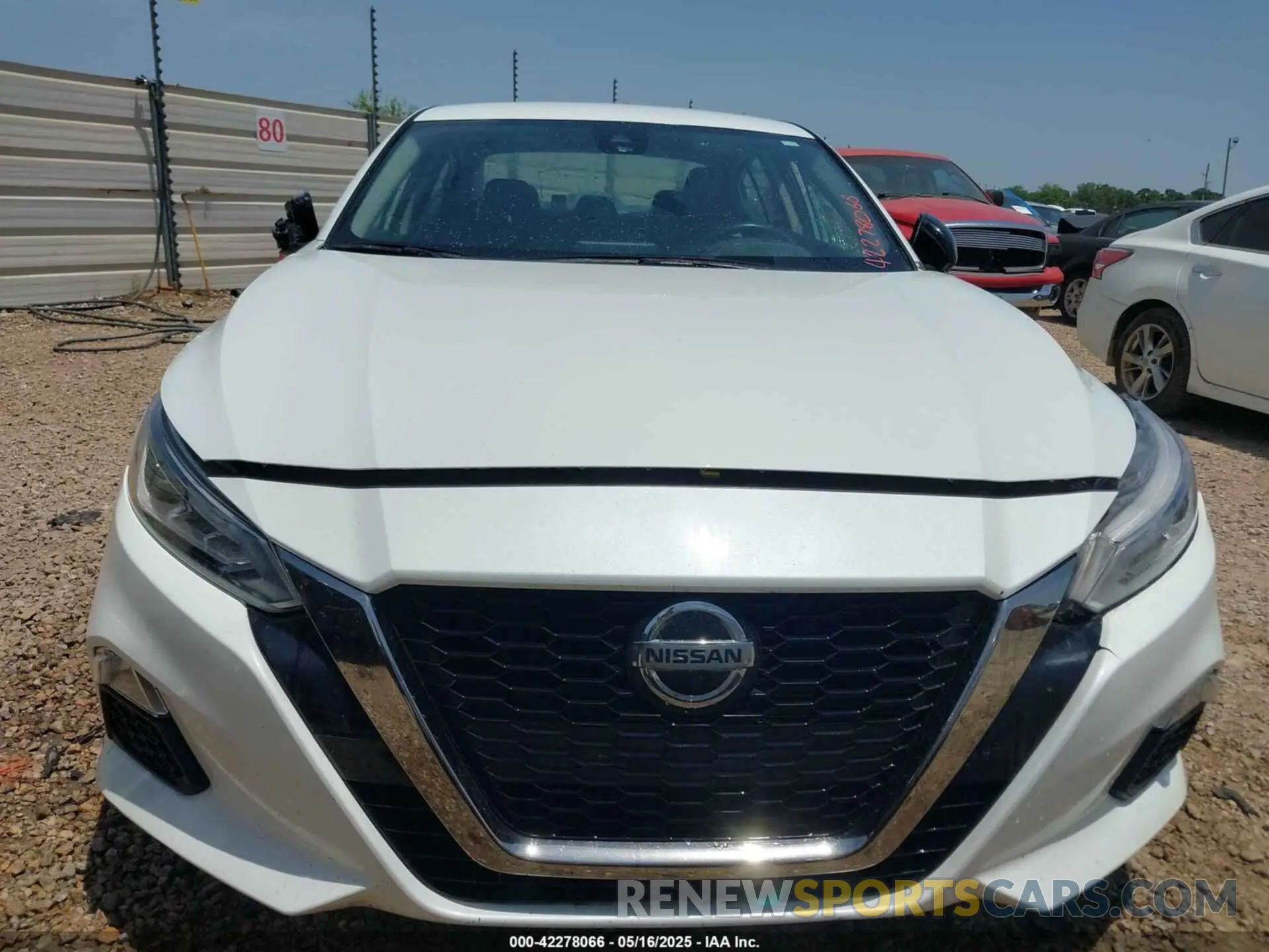 11 Photograph of a damaged car 1N4BL4CV7NN366522 NISSAN ALTIMA 2022