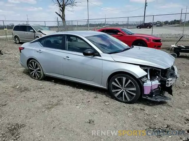 11 Photograph of a damaged car 1N4BL4CV7NN403018 NISSAN ALTIMA 2022