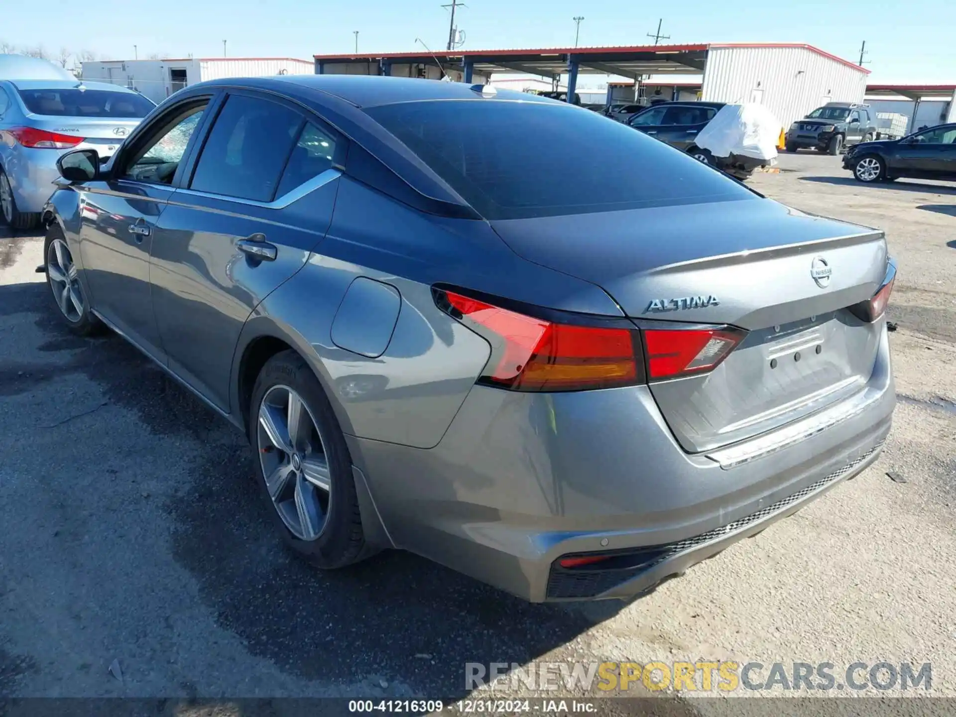 3 Photograph of a damaged car 1N4BL4CV8NN325476 NISSAN ALTIMA 2022