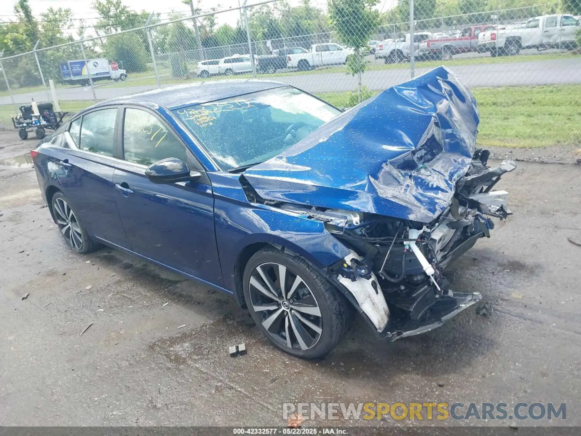 1 Photograph of a damaged car 1N4BL4CV8NN326949 NISSAN ALTIMA 2022
