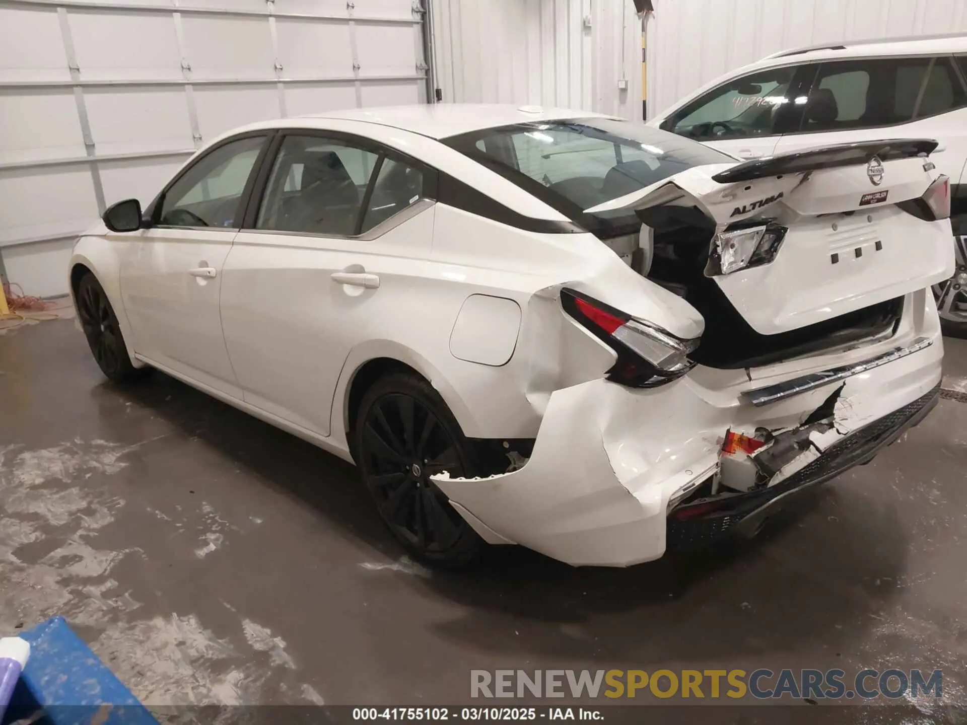 3 Photograph of a damaged car 1N4BL4CV8NN344643 NISSAN ALTIMA 2022