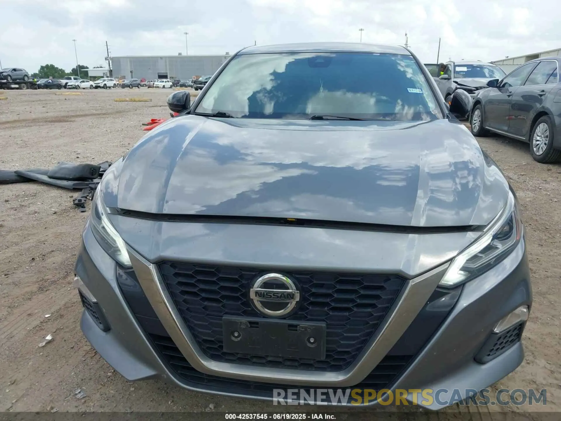 13 Photograph of a damaged car 1N4BL4CV8NN396001 NISSAN ALTIMA 2022