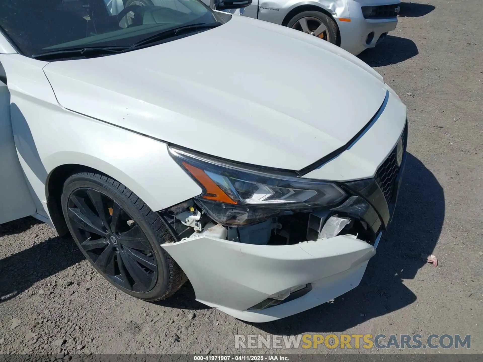 6 Photograph of a damaged car 1N4BL4CV8NN425075 NISSAN ALTIMA 2022