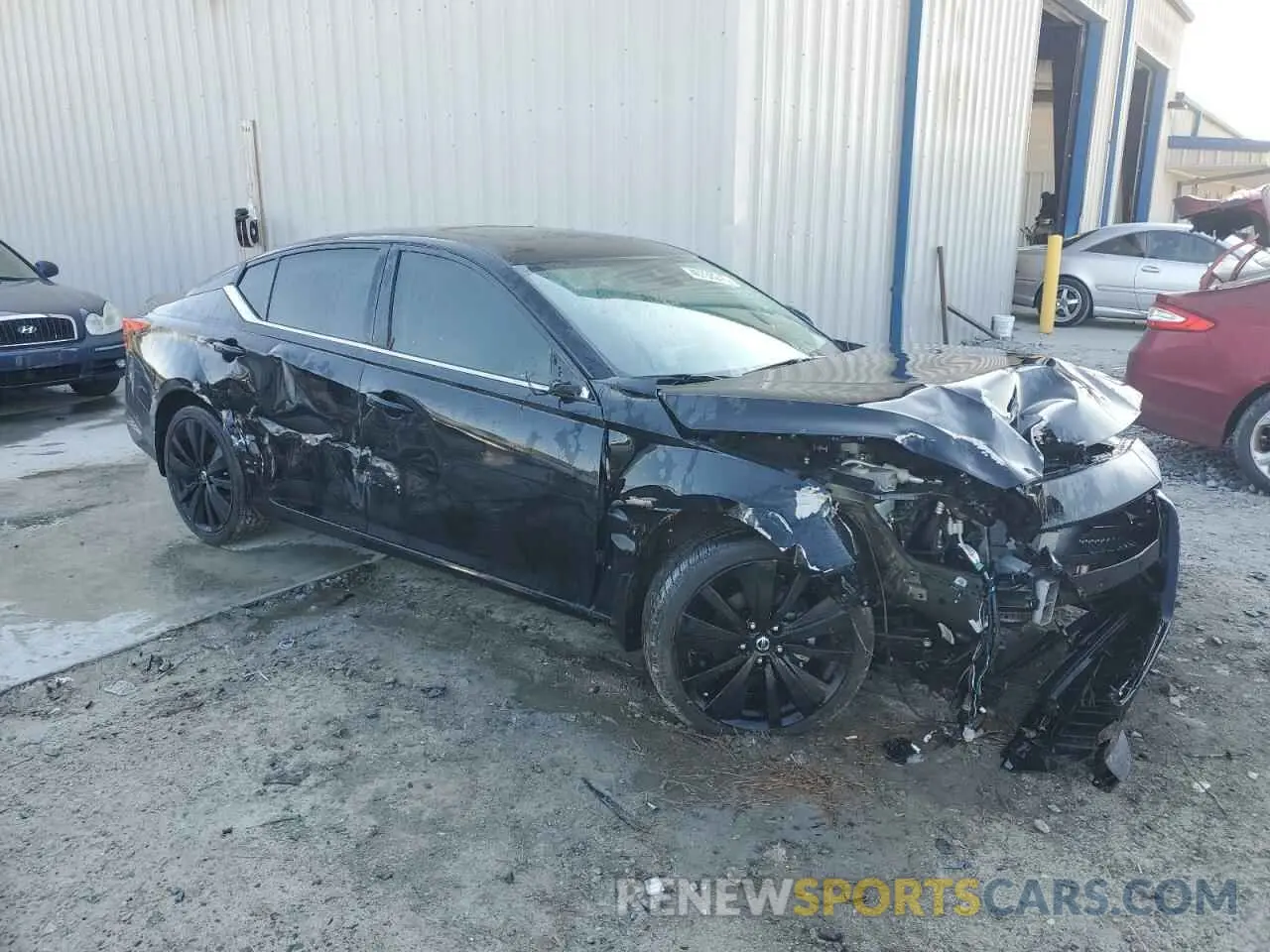 4 Photograph of a damaged car 1N4BL4CV9NN308122 NISSAN ALTIMA 2022