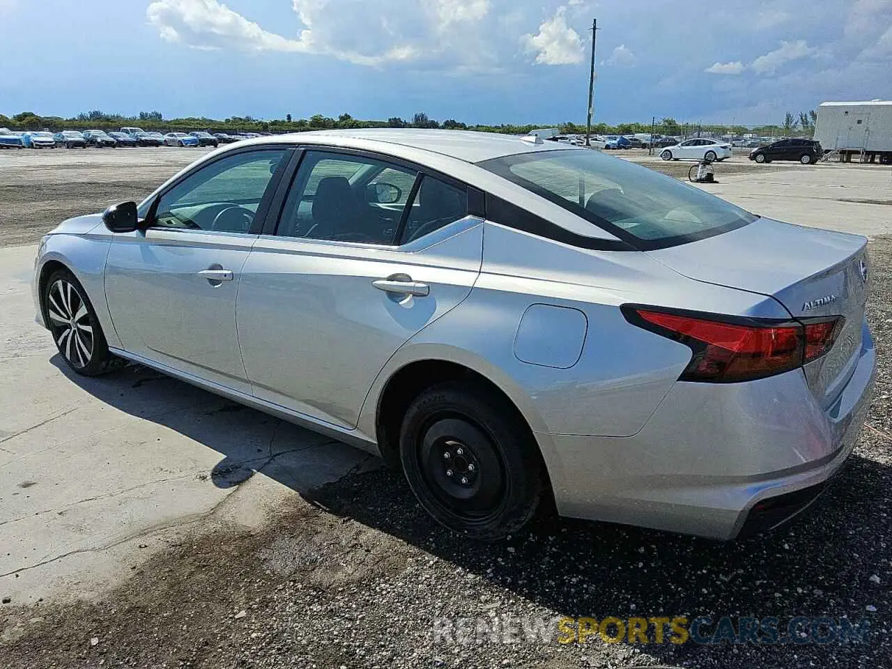 2 Photograph of a damaged car 1N4BL4CV9NN317094 NISSAN ALTIMA 2022