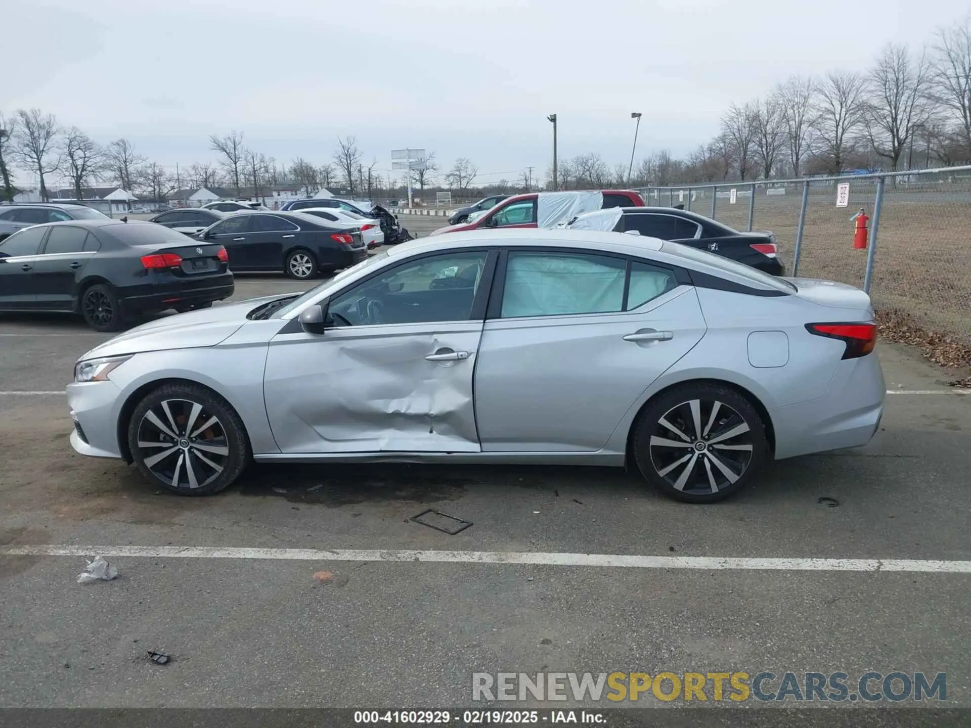 14 Photograph of a damaged car 1N4BL4CV9NN327401 NISSAN ALTIMA 2022
