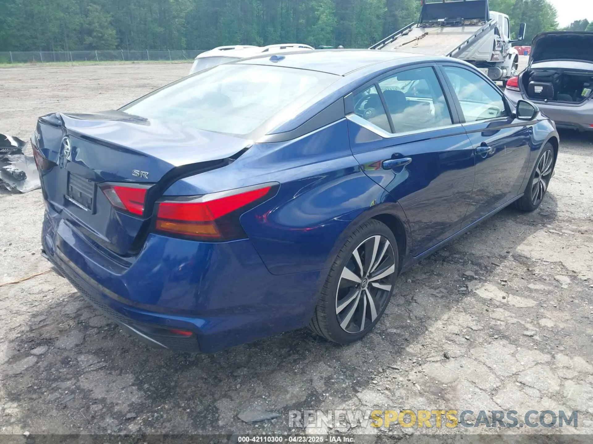 4 Photograph of a damaged car 1N4BL4CV9NN356767 NISSAN ALTIMA 2022