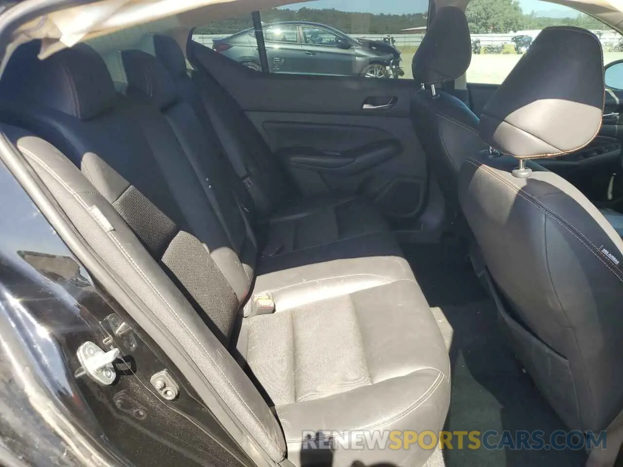 10 Photograph of a damaged car 1N4BL4CV9NN396508 NISSAN ALTIMA 2022