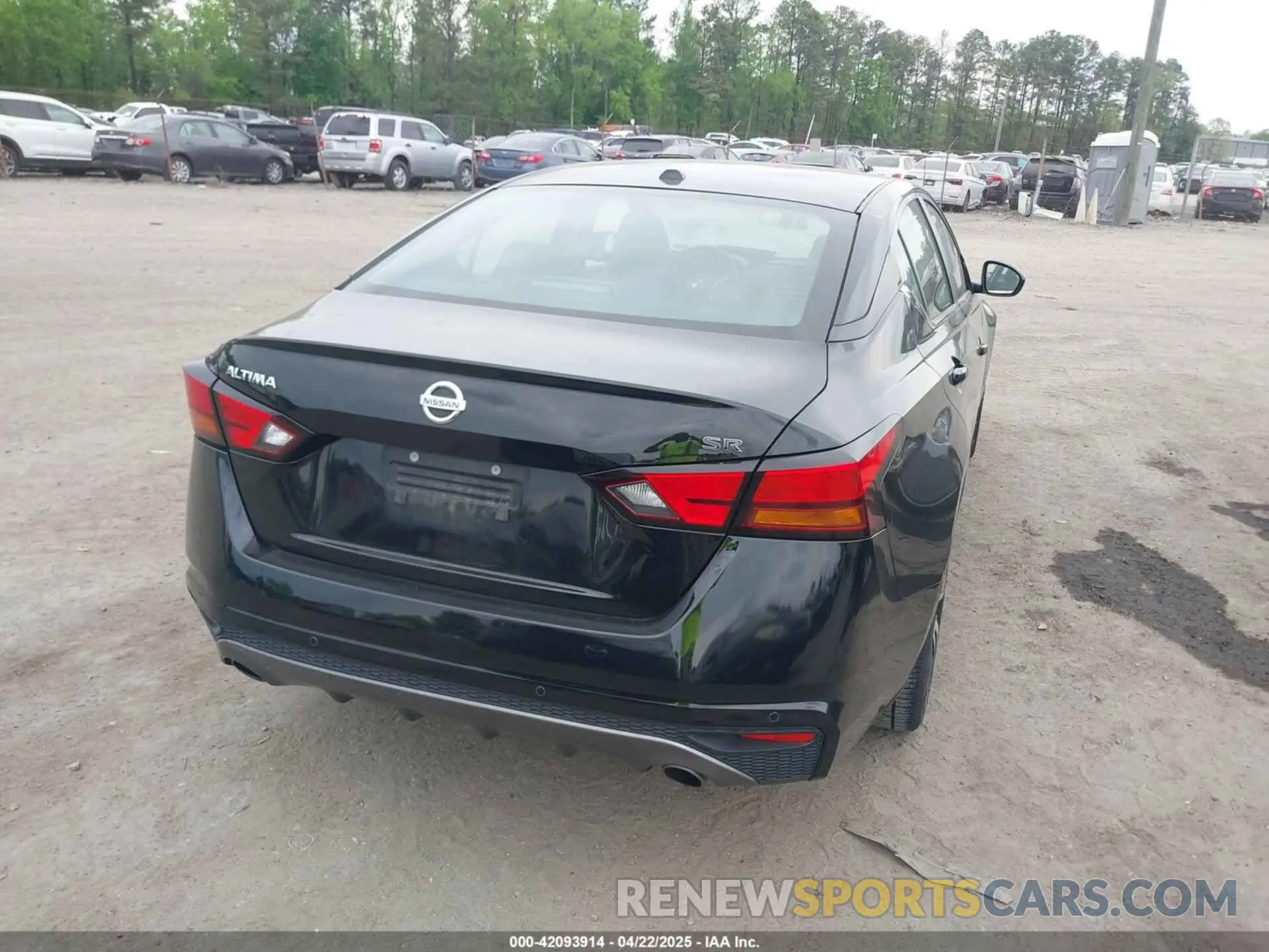 4 Photograph of a damaged car 1N4BL4CV9NN400749 NISSAN ALTIMA 2022