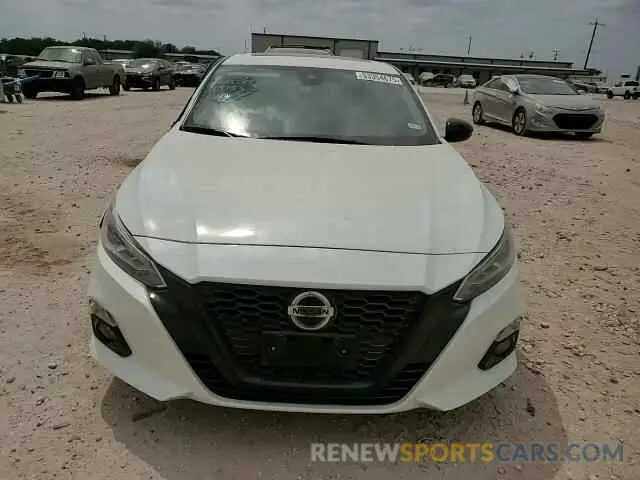 11 Photograph of a damaged car 1N4BL4CV9NN415753 NISSAN ALTIMA 2022