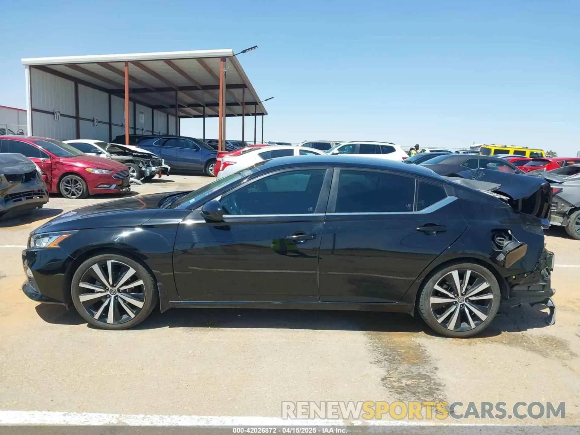 14 Photograph of a damaged car 1N4BL4CVXNN307402 NISSAN ALTIMA 2022