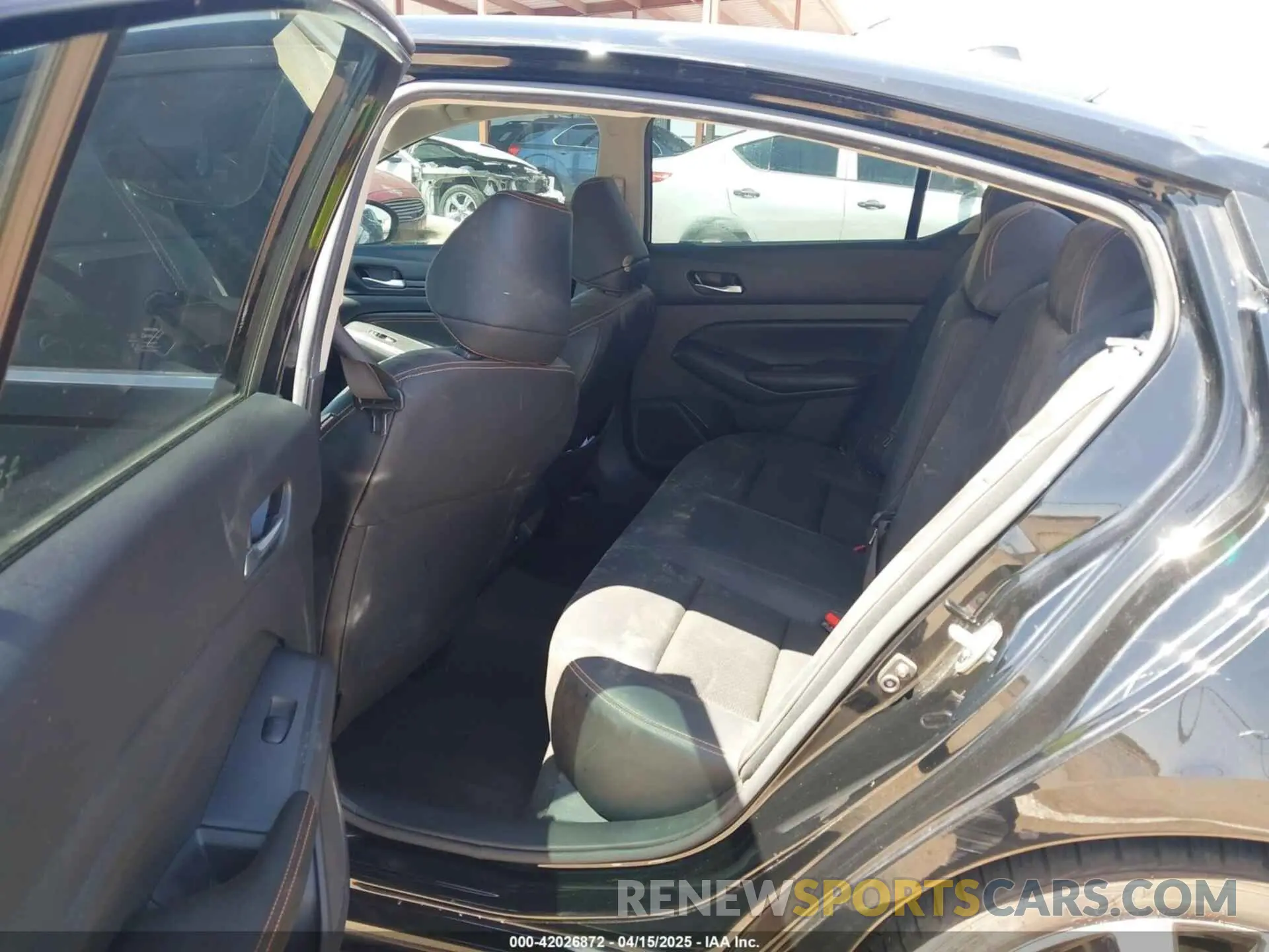 8 Photograph of a damaged car 1N4BL4CVXNN307402 NISSAN ALTIMA 2022