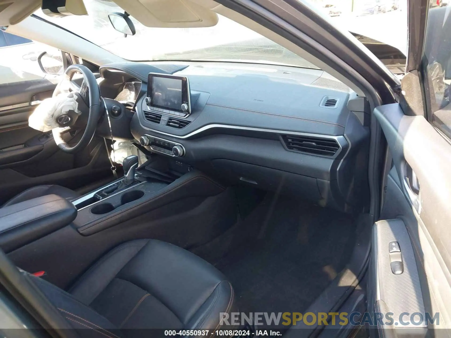 5 Photograph of a damaged car 1N4BL4CVXNN343056 NISSAN ALTIMA 2022