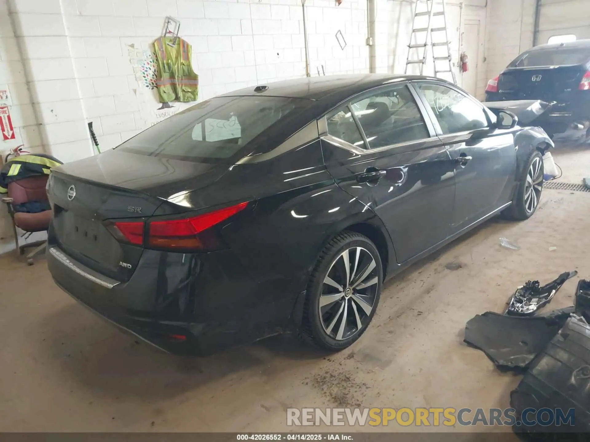 4 Photograph of a damaged car 1N4BL4CW0NN360909 NISSAN ALTIMA 2022