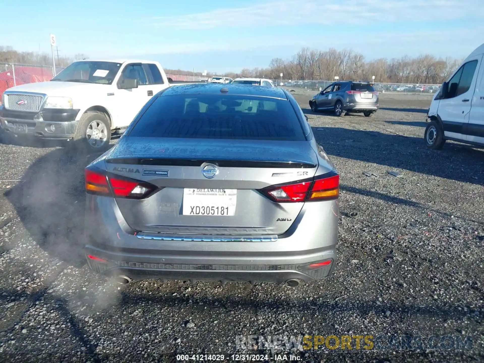 16 Photograph of a damaged car 1N4BL4CW4NN346236 NISSAN ALTIMA 2022