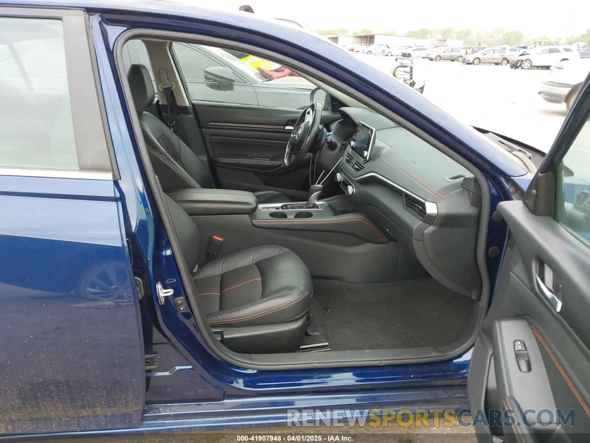 5 Photograph of a damaged car 1N4BL4CW5NN308921 NISSAN ALTIMA 2022