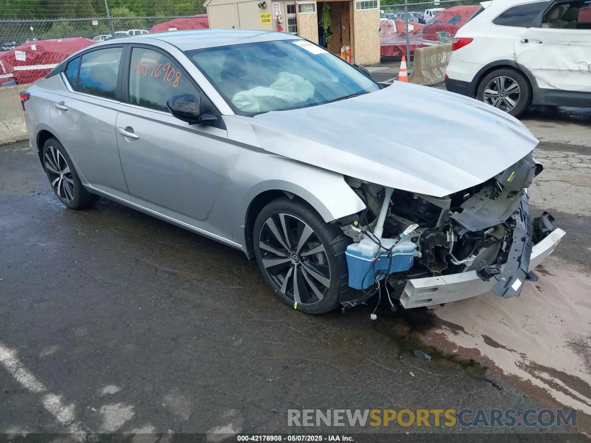 1 Photograph of a damaged car 1N4BL4CW5NN388690 NISSAN ALTIMA 2022