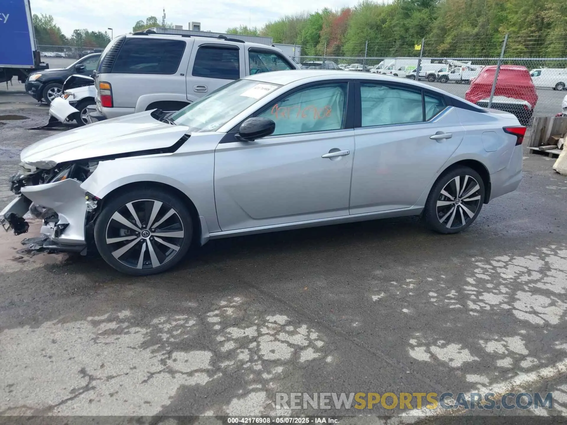 15 Photograph of a damaged car 1N4BL4CW5NN388690 NISSAN ALTIMA 2022