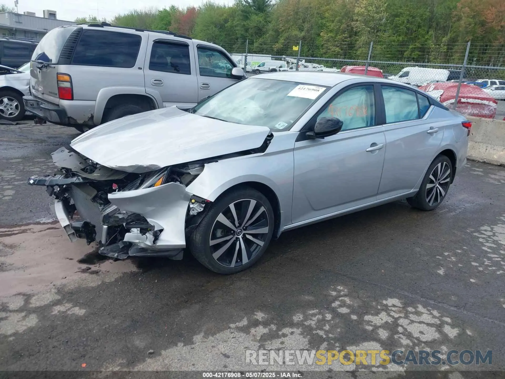 2 Photograph of a damaged car 1N4BL4CW5NN388690 NISSAN ALTIMA 2022