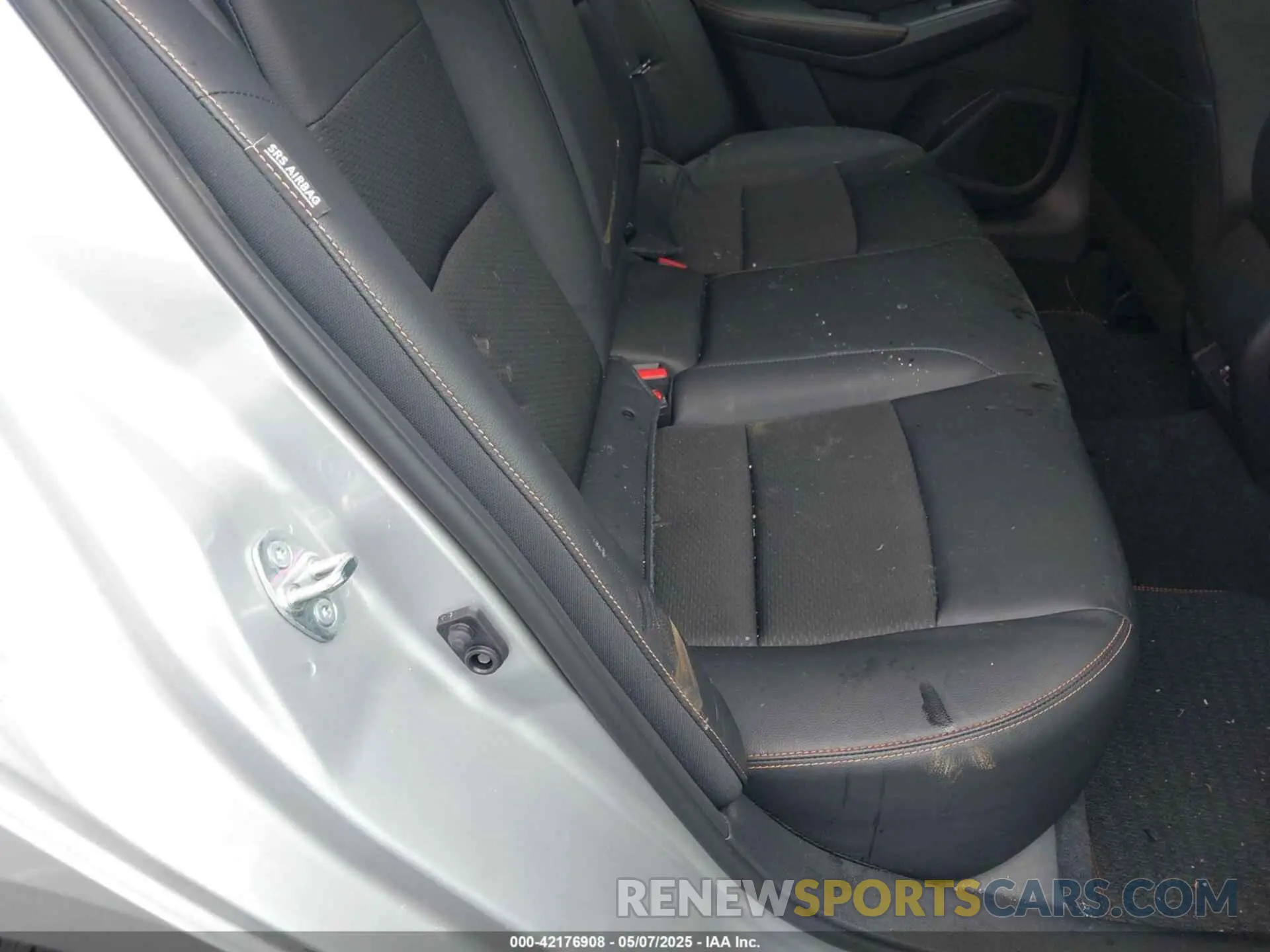 8 Photograph of a damaged car 1N4BL4CW5NN388690 NISSAN ALTIMA 2022