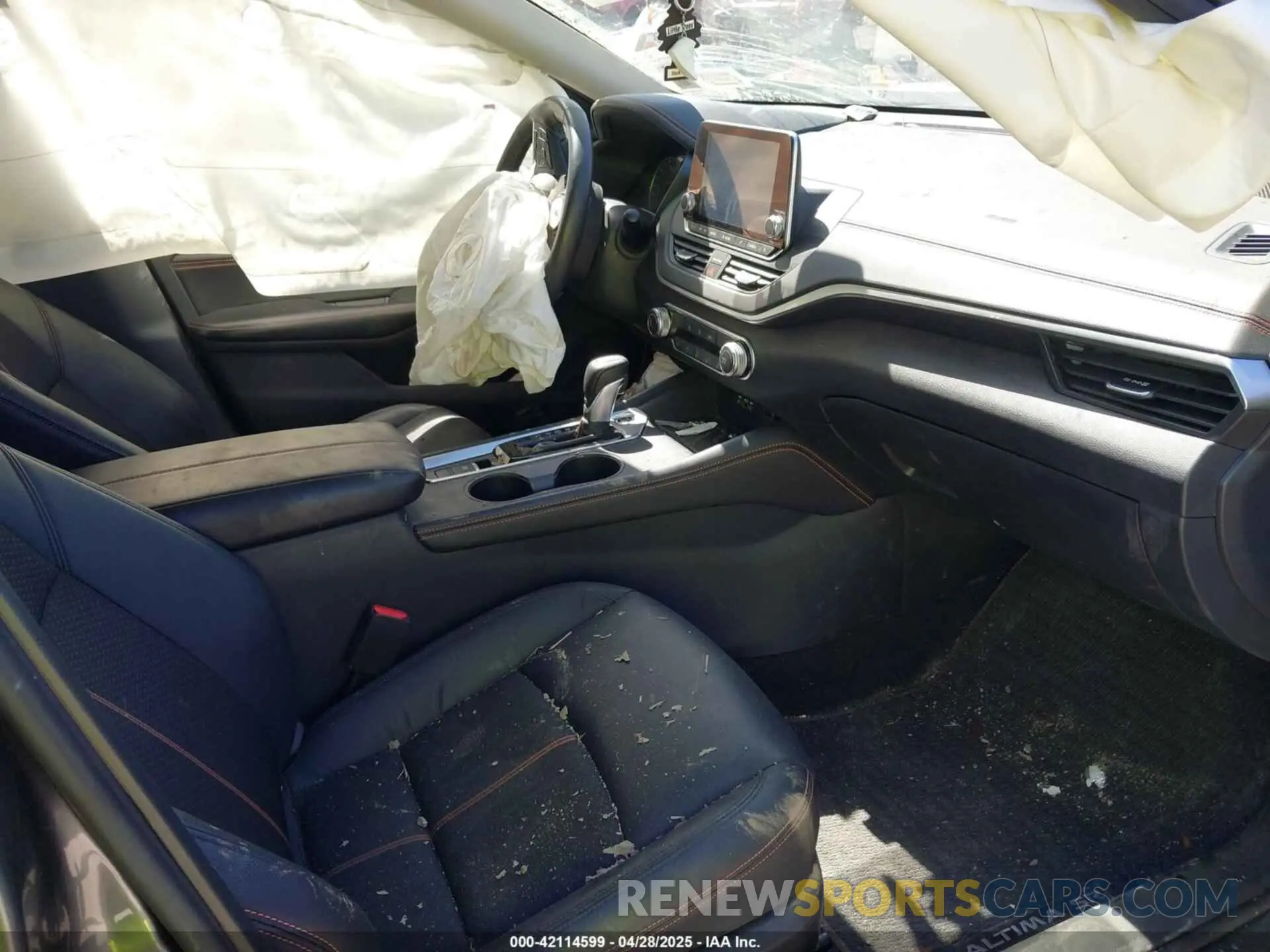 5 Photograph of a damaged car 1N4BL4CW6NN357089 NISSAN ALTIMA 2022