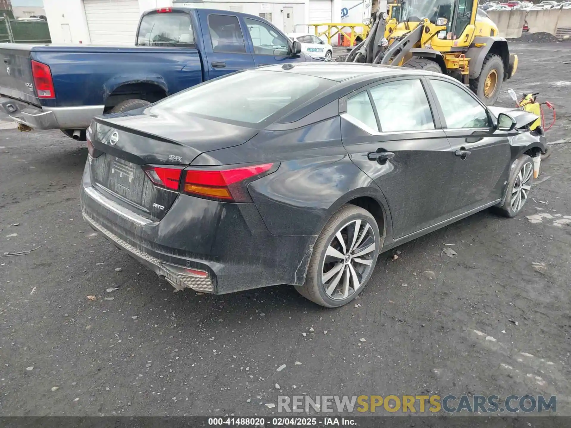 4 Photograph of a damaged car 1N4BL4CW8NN338995 NISSAN ALTIMA 2022