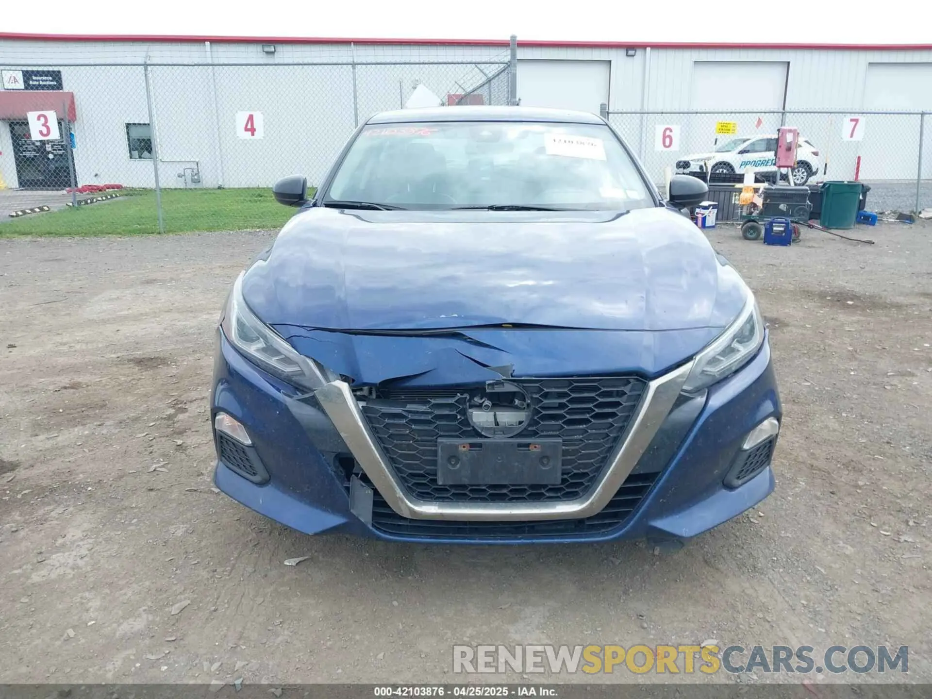12 Photograph of a damaged car 1N4BL4CW8NN415574 NISSAN ALTIMA 2022