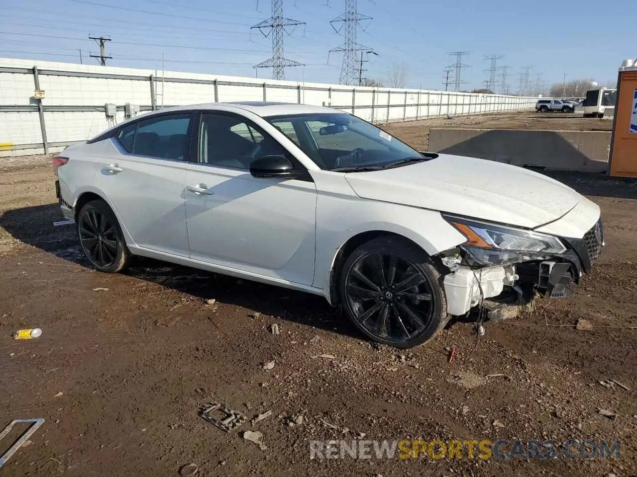 4 Photograph of a damaged car 1N4BL4CWXNN303326 NISSAN ALTIMA 2022