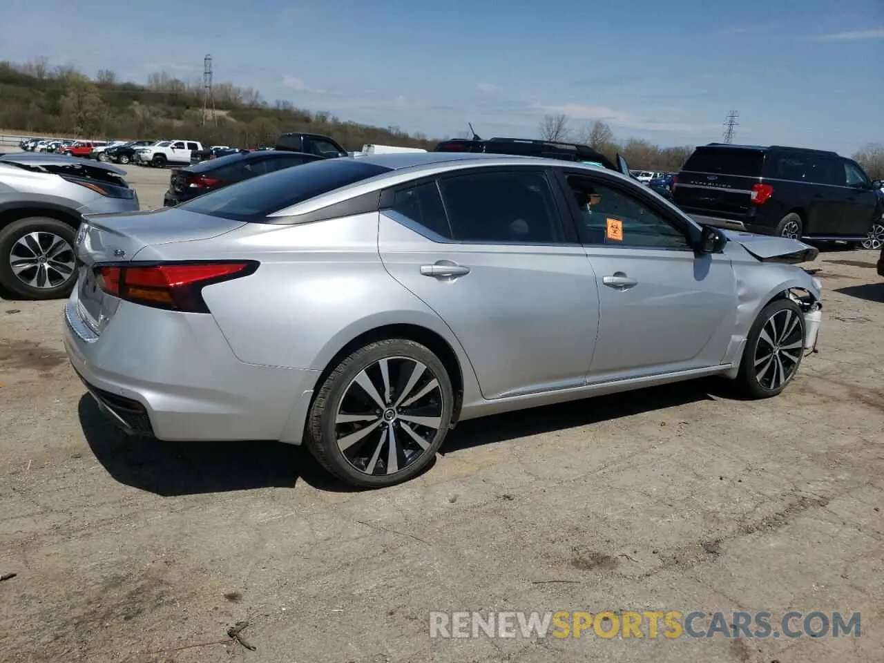 3 Photograph of a damaged car 1N4BL4CWXNN381492 NISSAN ALTIMA 2022
