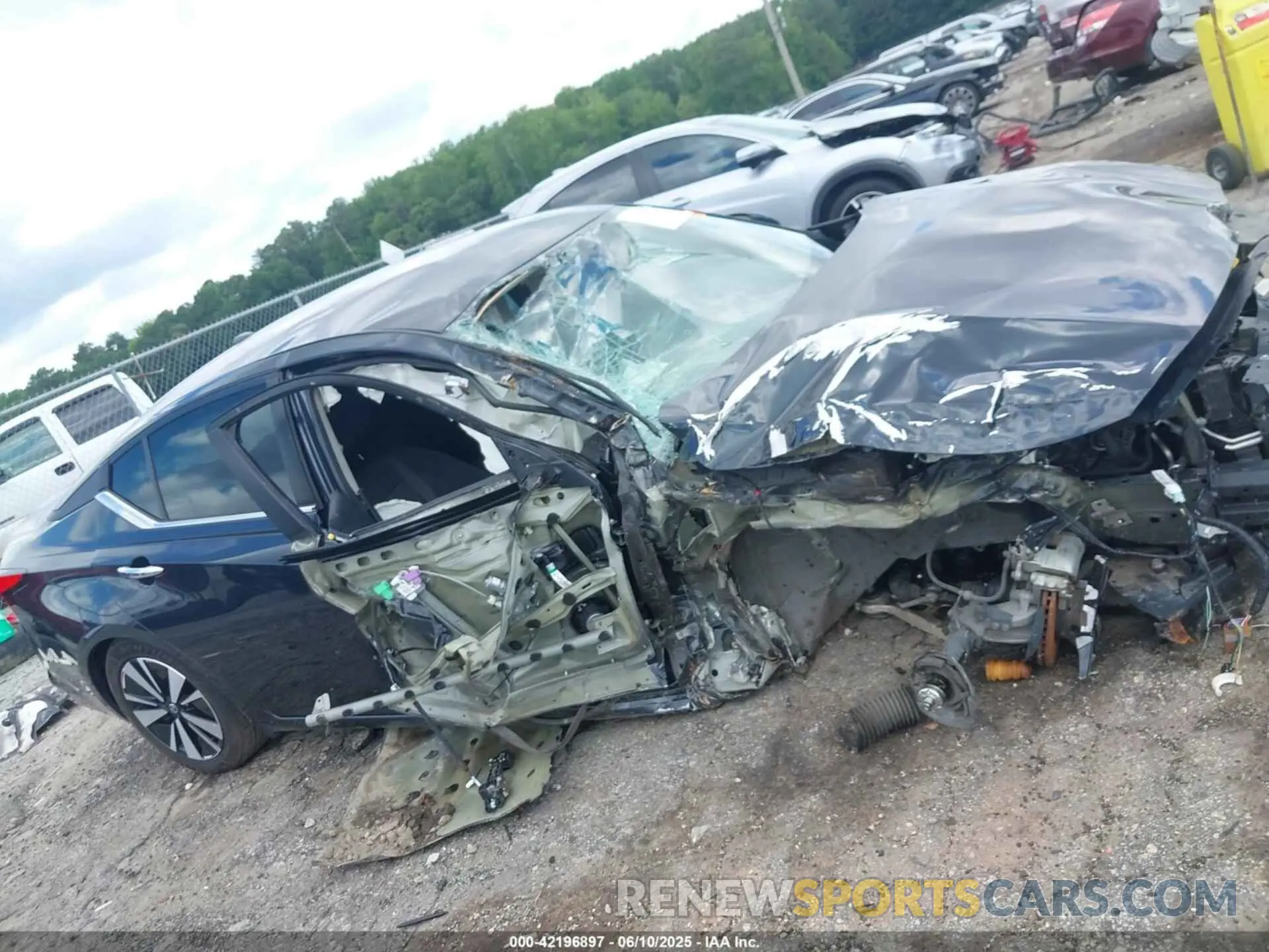 12 Photograph of a damaged car 1N4BL4DV0NN301350 NISSAN ALTIMA 2022