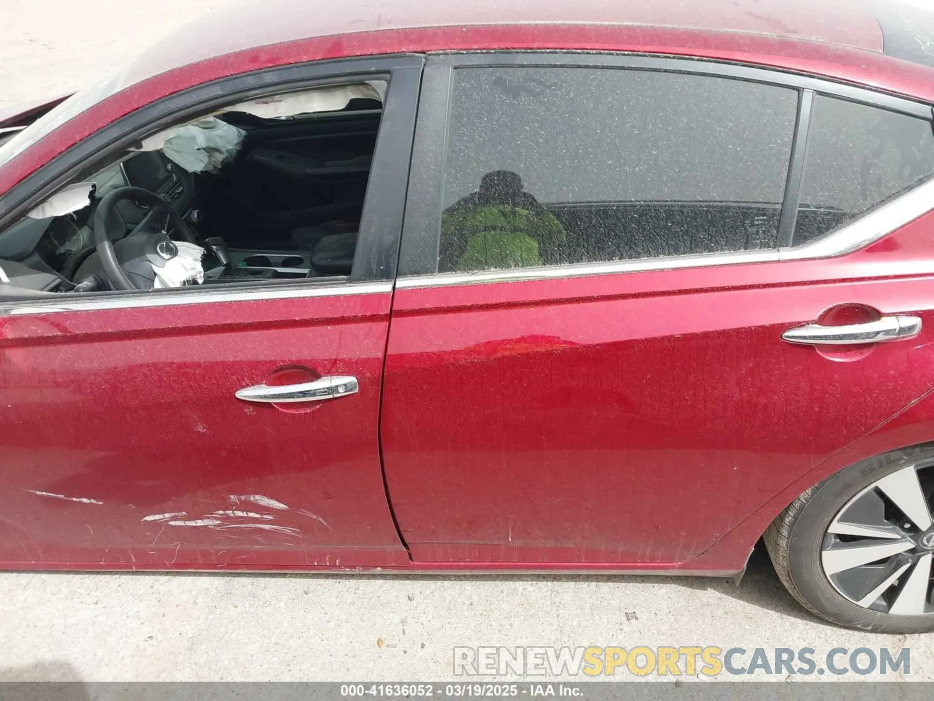 13 Photograph of a damaged car 1N4BL4DV0NN316348 NISSAN ALTIMA 2022