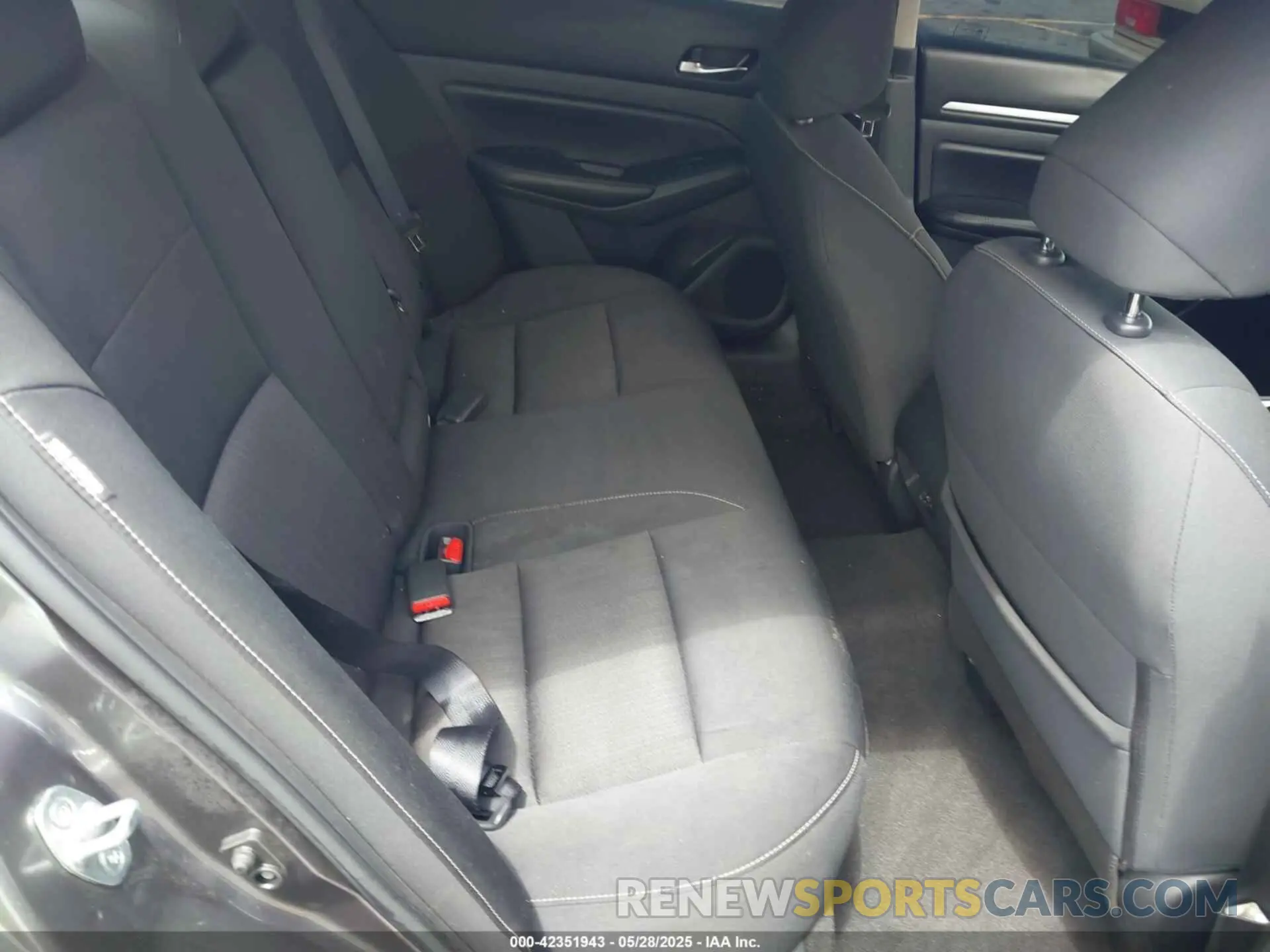 8 Photograph of a damaged car 1N4BL4DV0NN317600 NISSAN ALTIMA 2022
