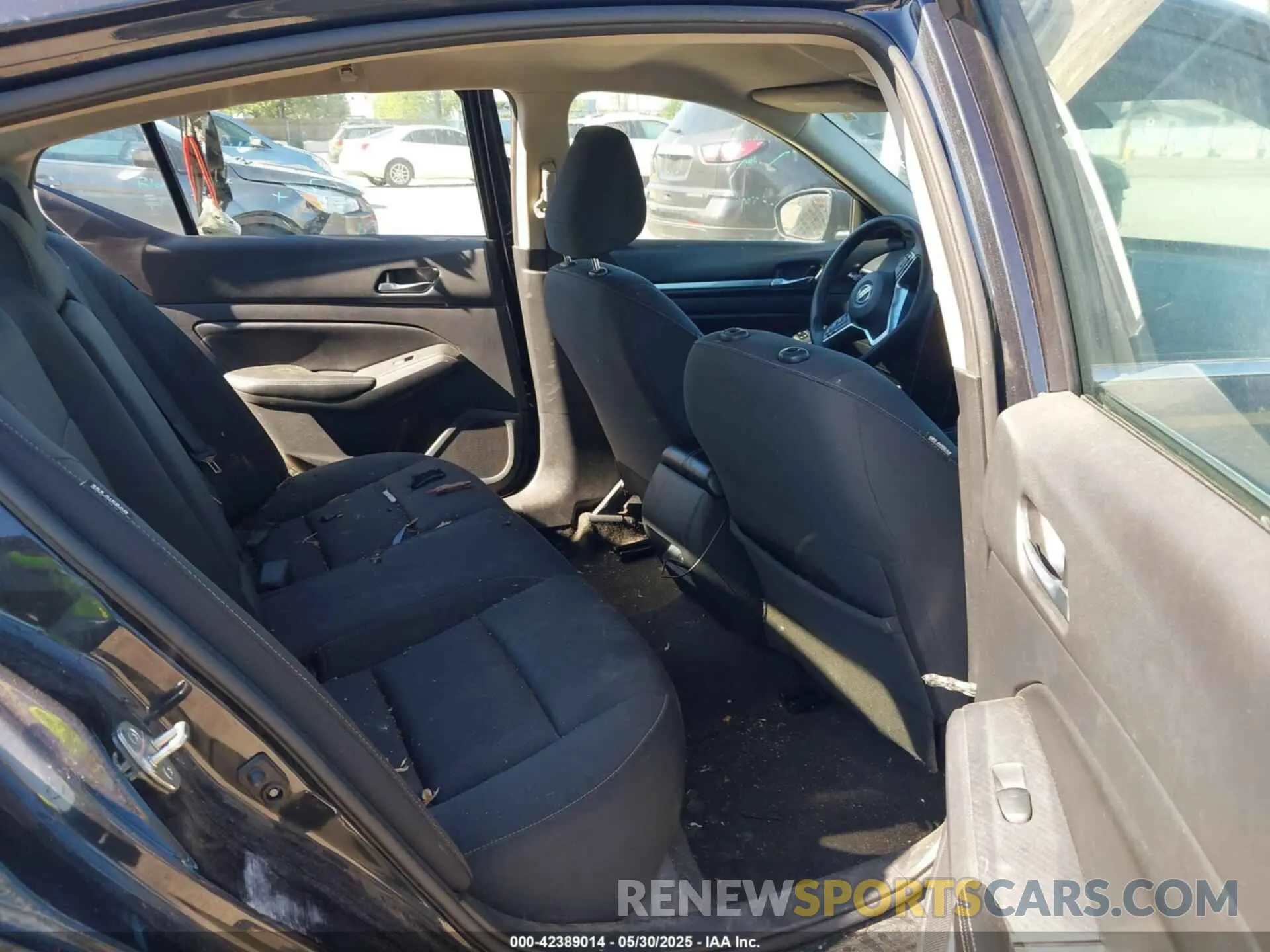 8 Photograph of a damaged car 1N4BL4DV0NN324286 NISSAN ALTIMA 2022