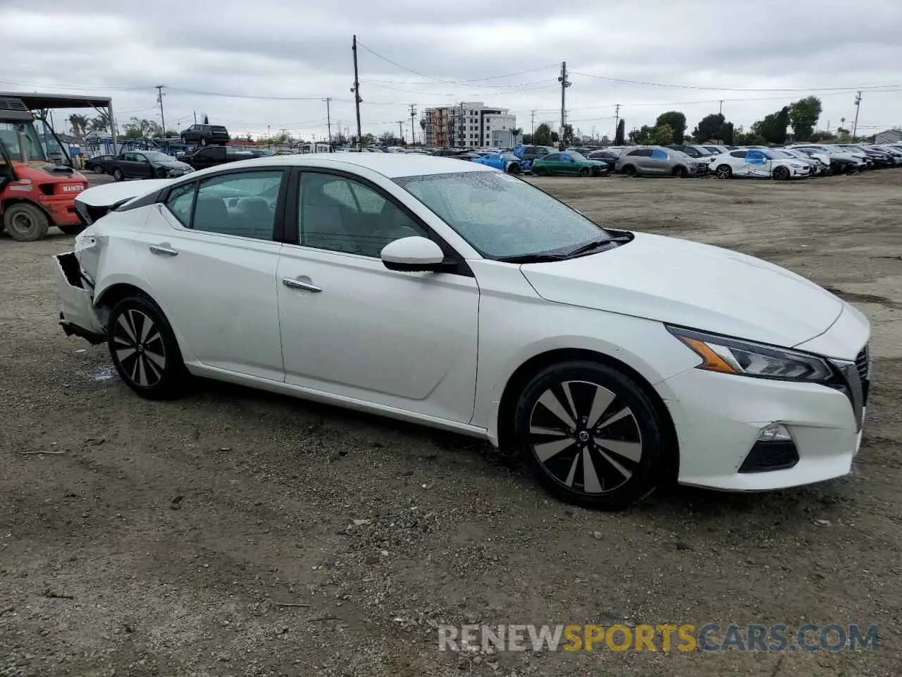 4 Photograph of a damaged car 1N4BL4DV0NN355232 NISSAN ALTIMA 2022