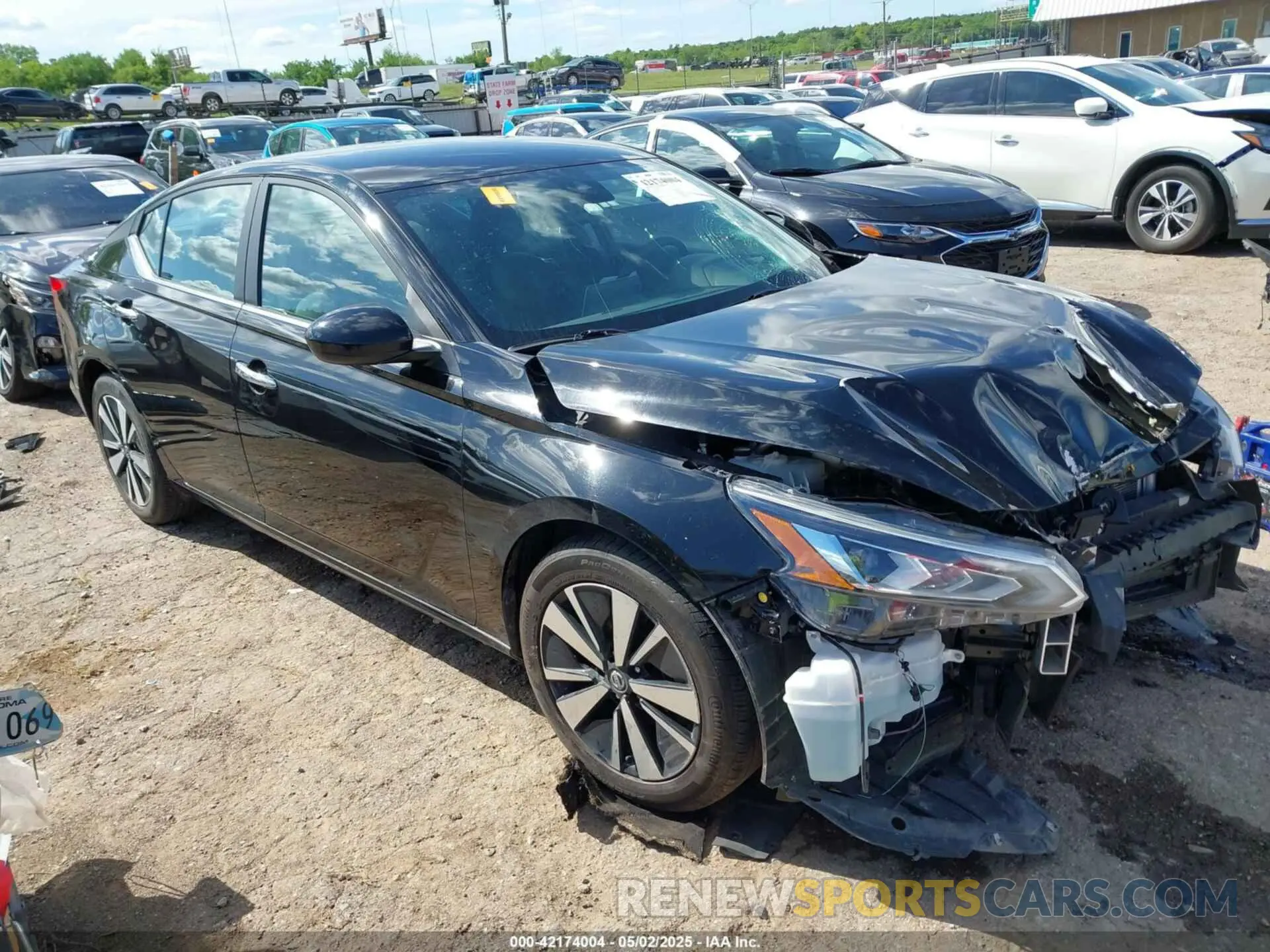 1 Photograph of a damaged car 1N4BL4DV0NN369132 NISSAN ALTIMA 2022