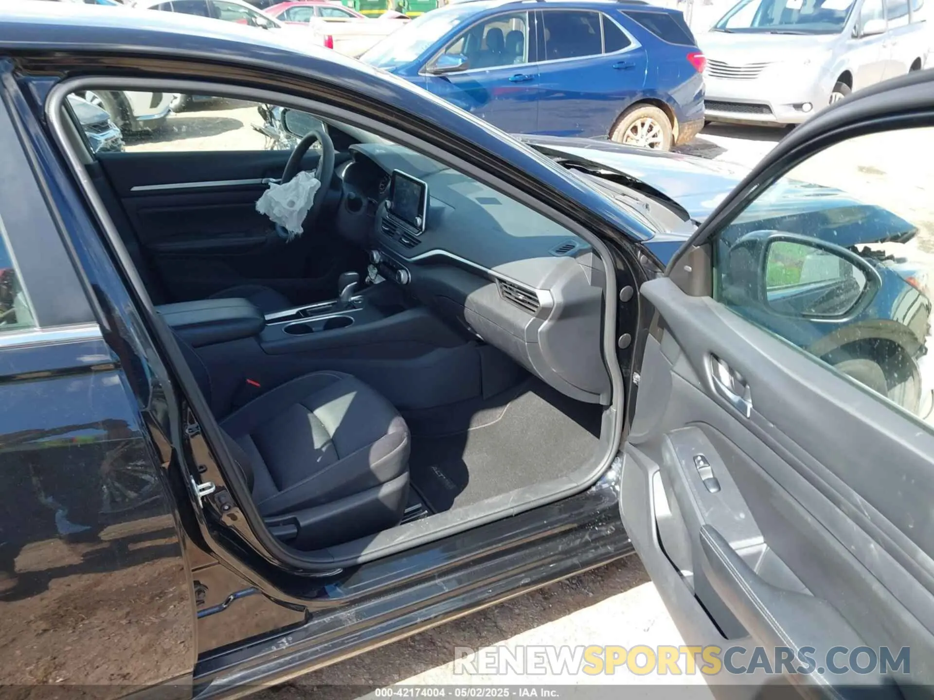 5 Photograph of a damaged car 1N4BL4DV0NN369132 NISSAN ALTIMA 2022