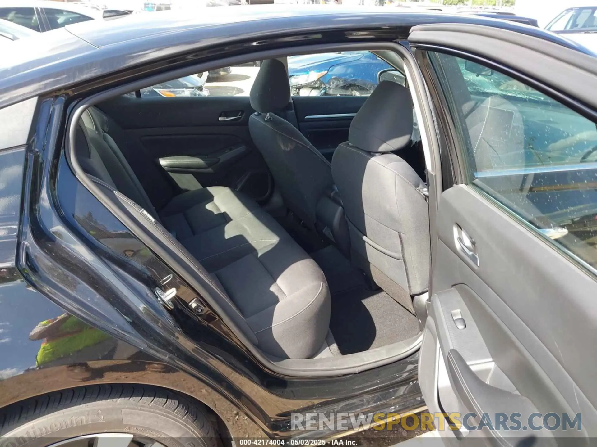 8 Photograph of a damaged car 1N4BL4DV0NN369132 NISSAN ALTIMA 2022