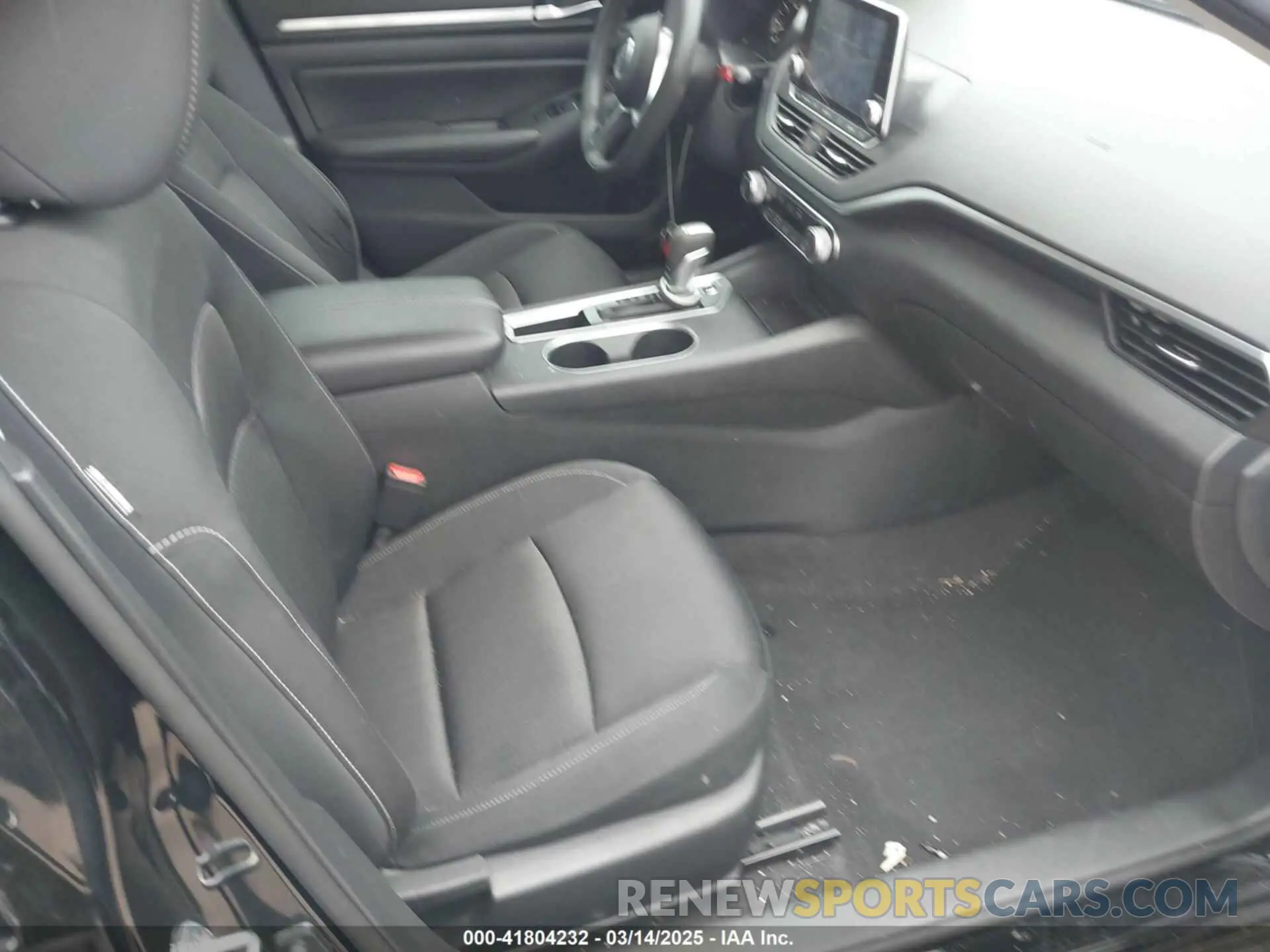 5 Photograph of a damaged car 1N4BL4DV0NN375075 NISSAN ALTIMA 2022