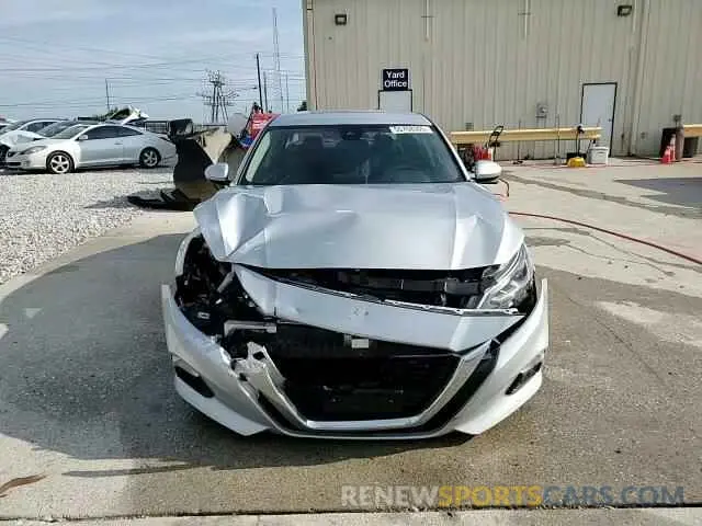 13 Photograph of a damaged car 1N4BL4DV0NN381569 NISSAN ALTIMA 2022