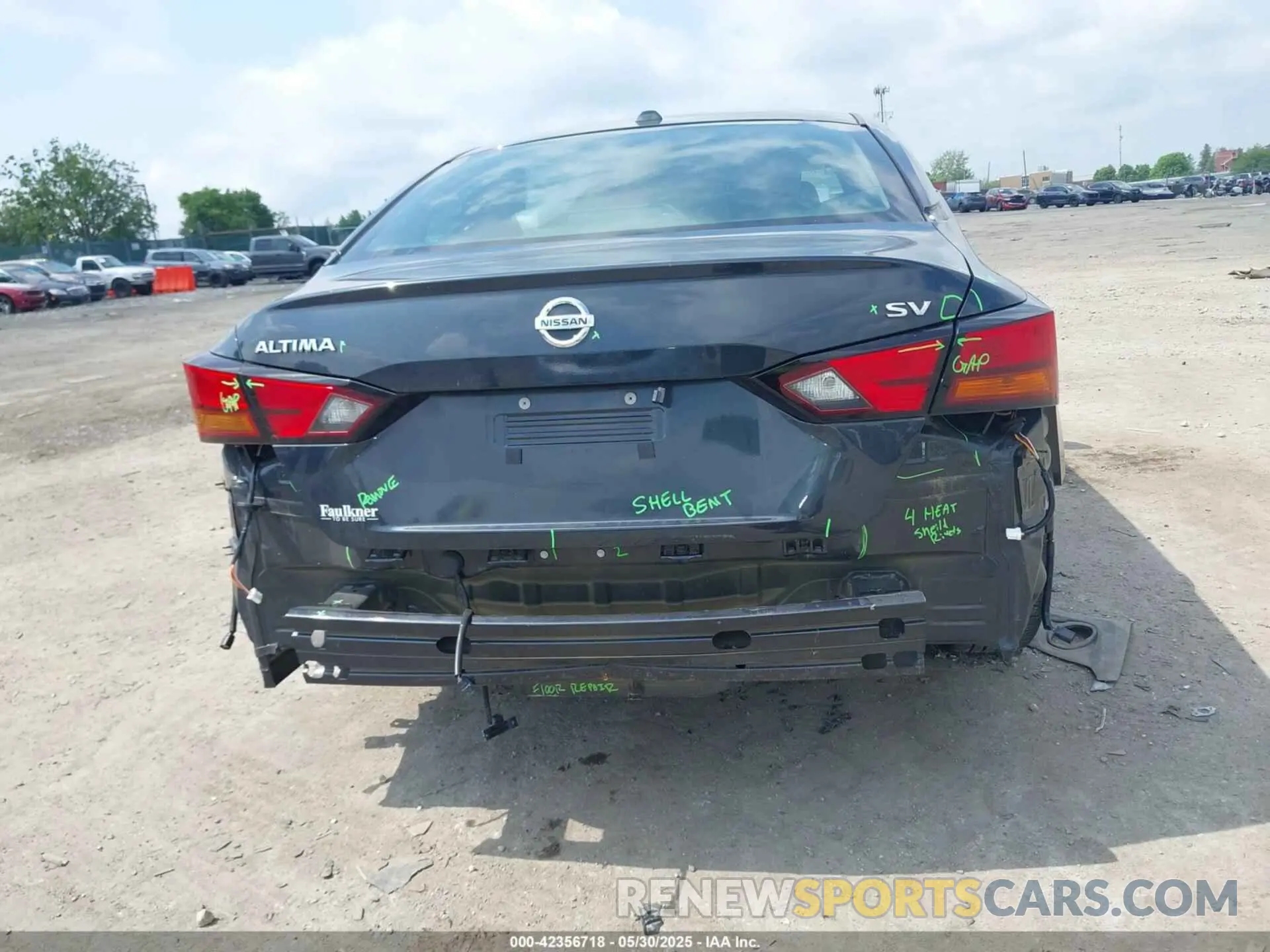 18 Photograph of a damaged car 1N4BL4DV0NN391535 NISSAN ALTIMA 2022